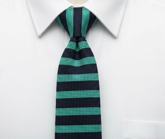 The Green x Navy Linen Necktie