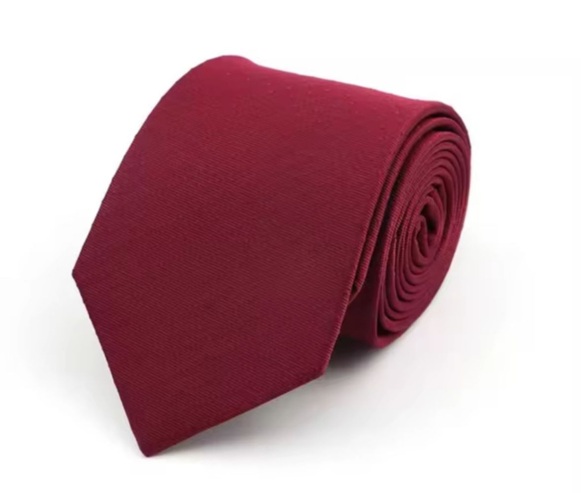necktie maroon